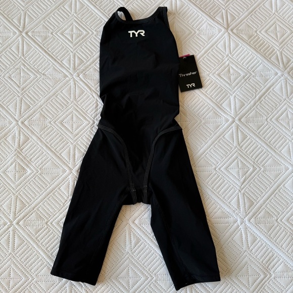 TYR Women’s Thresher Open Back Tech Swimsuit Size 26 Black - Picture 3 of 10